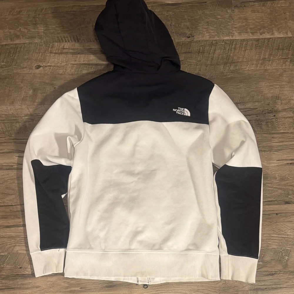 The North Face Men's Black and White Windbreaker - Size S